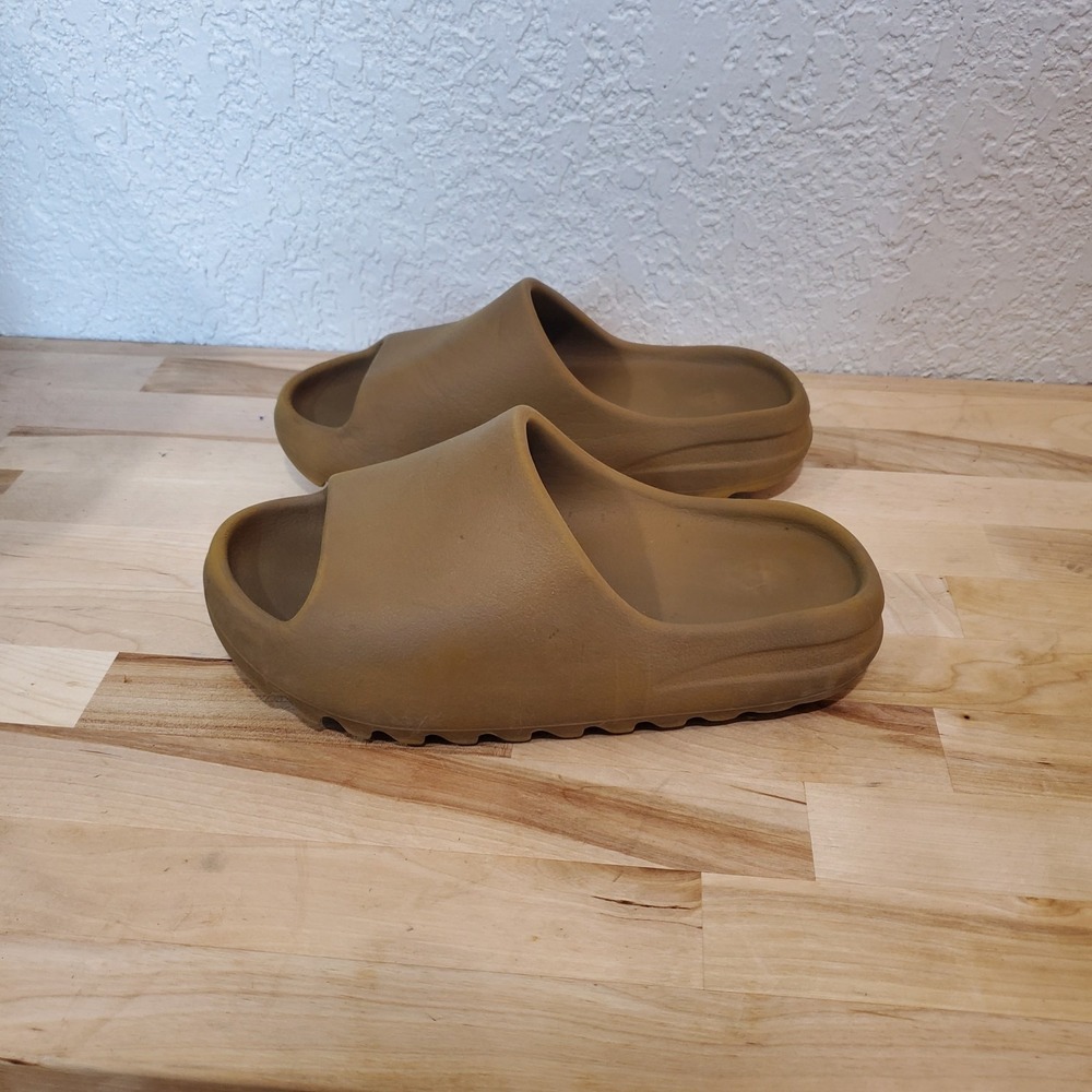 Yeezy Adidas Foam Slide Sandals in Brown/Tan - Women's size 5!